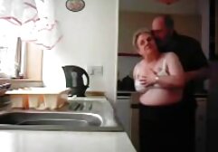 Sexy Húngaro dedo porno amiga con derechos de mierda que le permite disparar en la cara