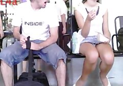 Sexo cogiendo a mi amiguita con estudiantes cuarteto en el dormitorio